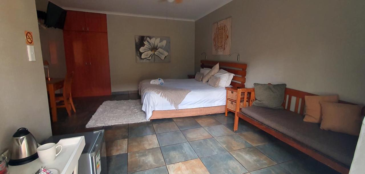 Aero Lodge Guest House Middelburg (Mpumalanga) Exterior foto